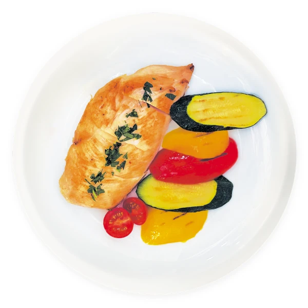 Стейк из куриной грудки с овощами